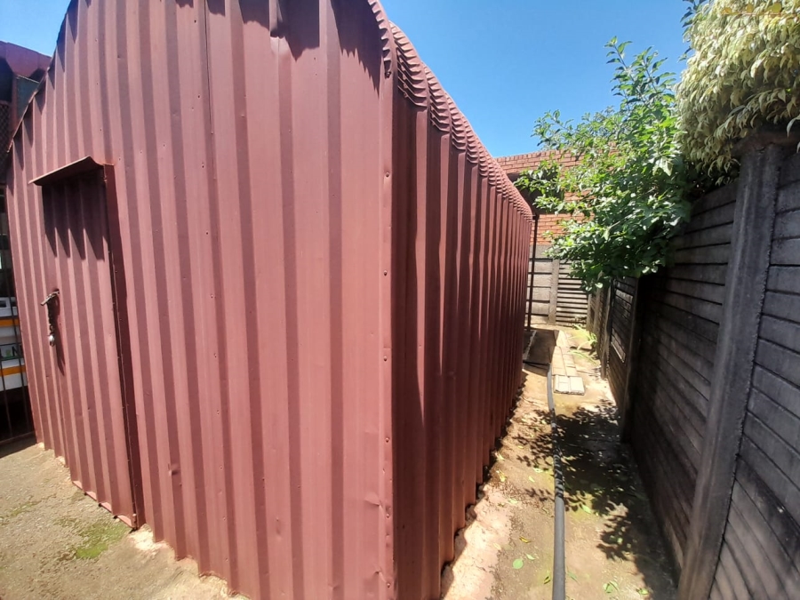 3 Bedroom Property for Sale in Oos Einde North West